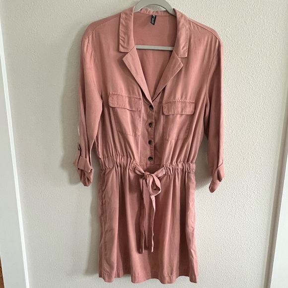 Zara Dress - Picture 1 of 8